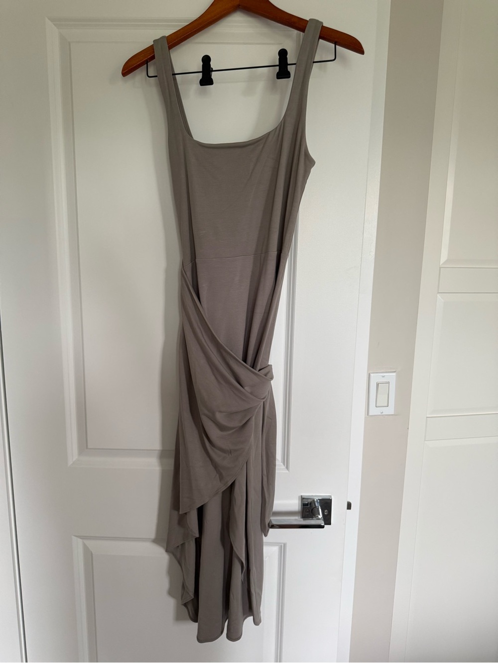 Aritzia Wilfred Saturn Midi Dress Grey